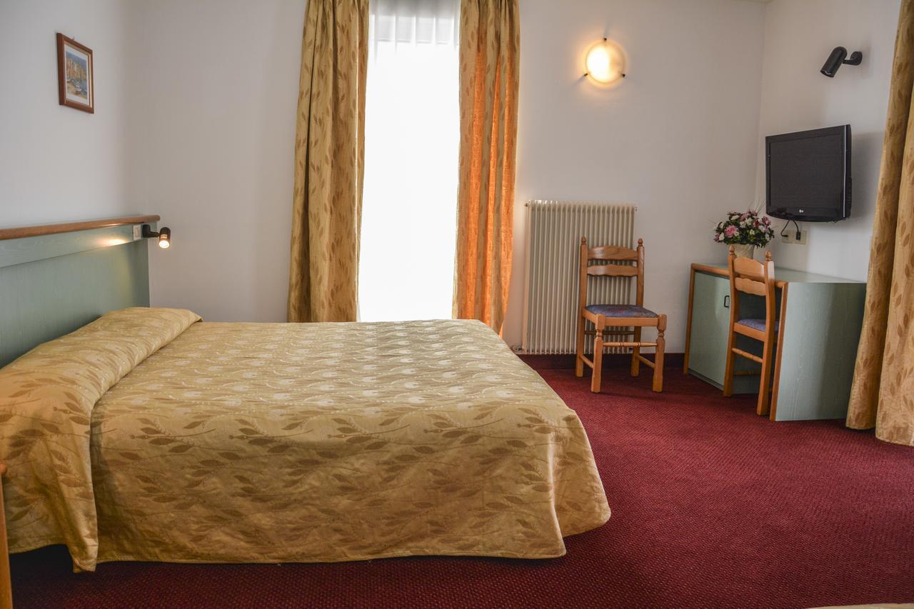Hotel Sport Pieve Di Ledro Kültér fotó